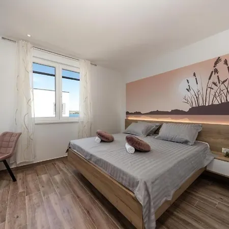 Royal House 3 Pašman