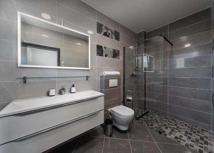 빌라 Royal House 3 Pašman