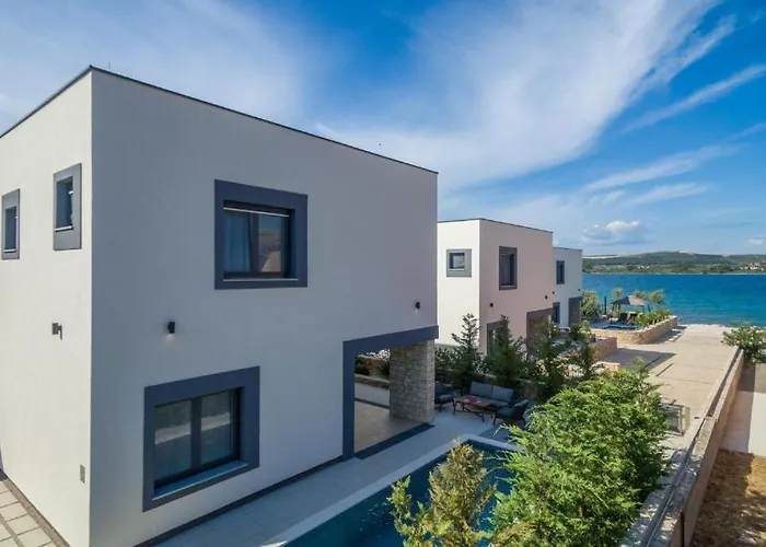 Royal House 3 Pašman